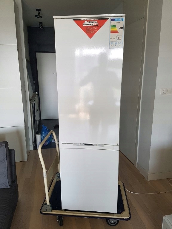 Lodówka Electrolux ERN29790 do zabudowy