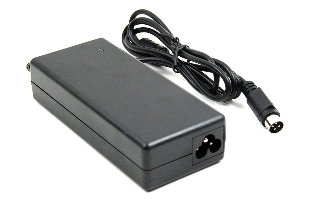 ZASILACZ 12V 5A OKRĄGŁY WTYK MINI DIN 4 PIN NOWY