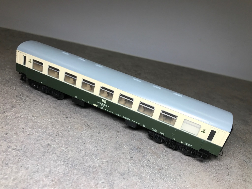 Wagon pasażerski DR Rekowagen Schicht PIKO (3)