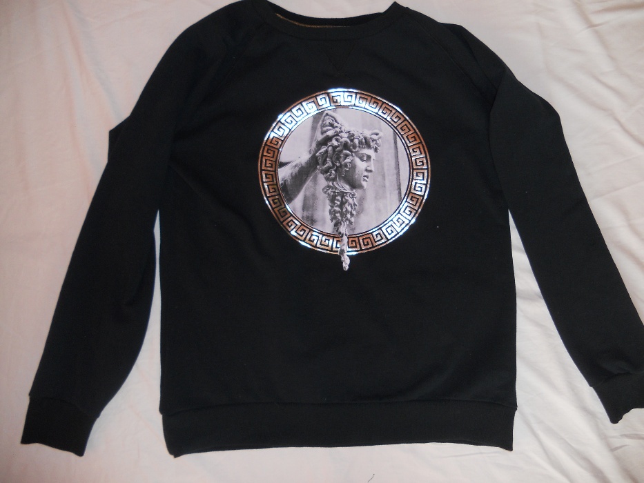 Bluza Deus Maximus z oficjalnego sklepu