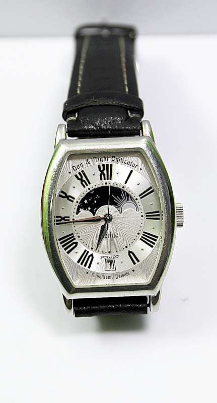 ZEGAREK POLJOT GOTHIC