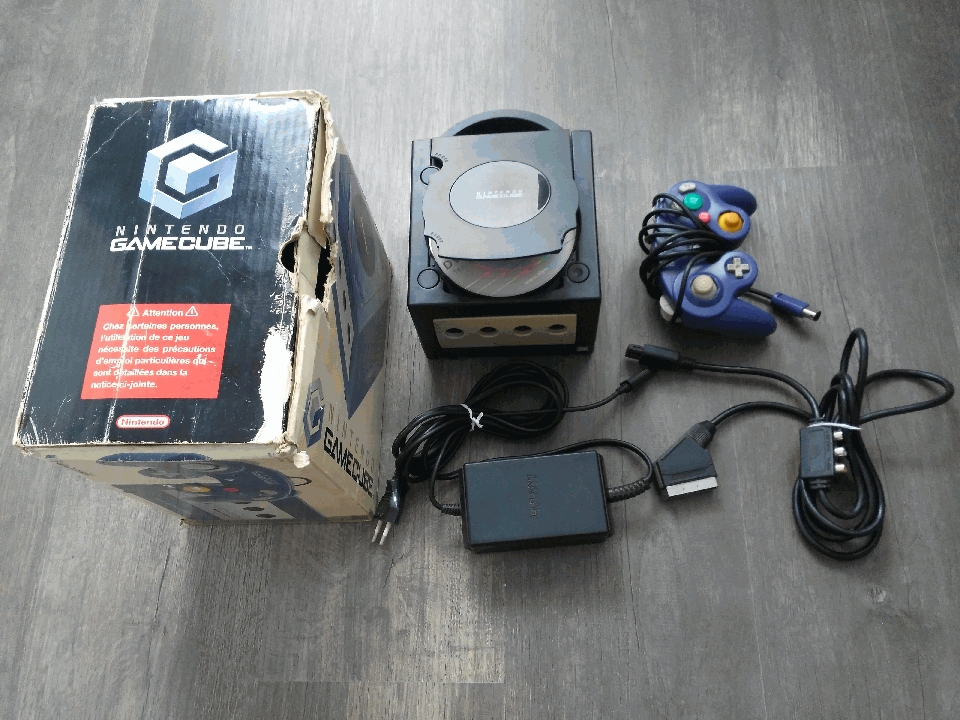 GameCube chip QOOB SX + obudowa DVD ICED CUBE