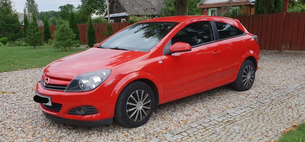 Opel Astra H GTC 1.4 czerwony BEZWYPADKOWY zadban