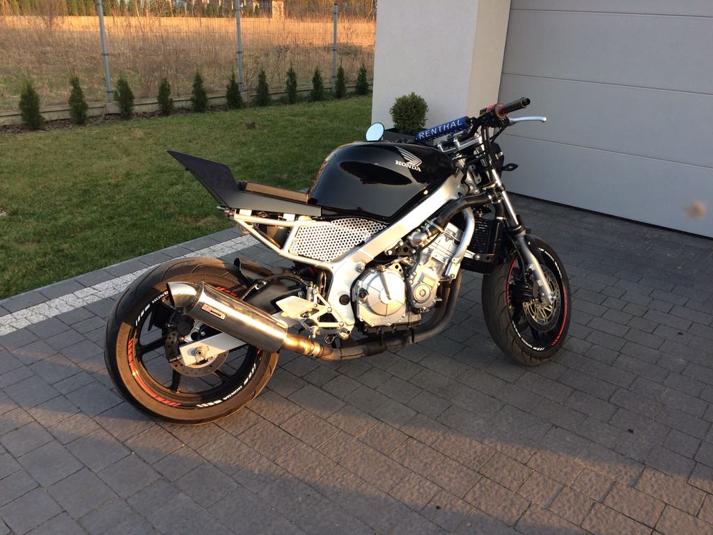 Honda CBR 600 F3 Street Fighter