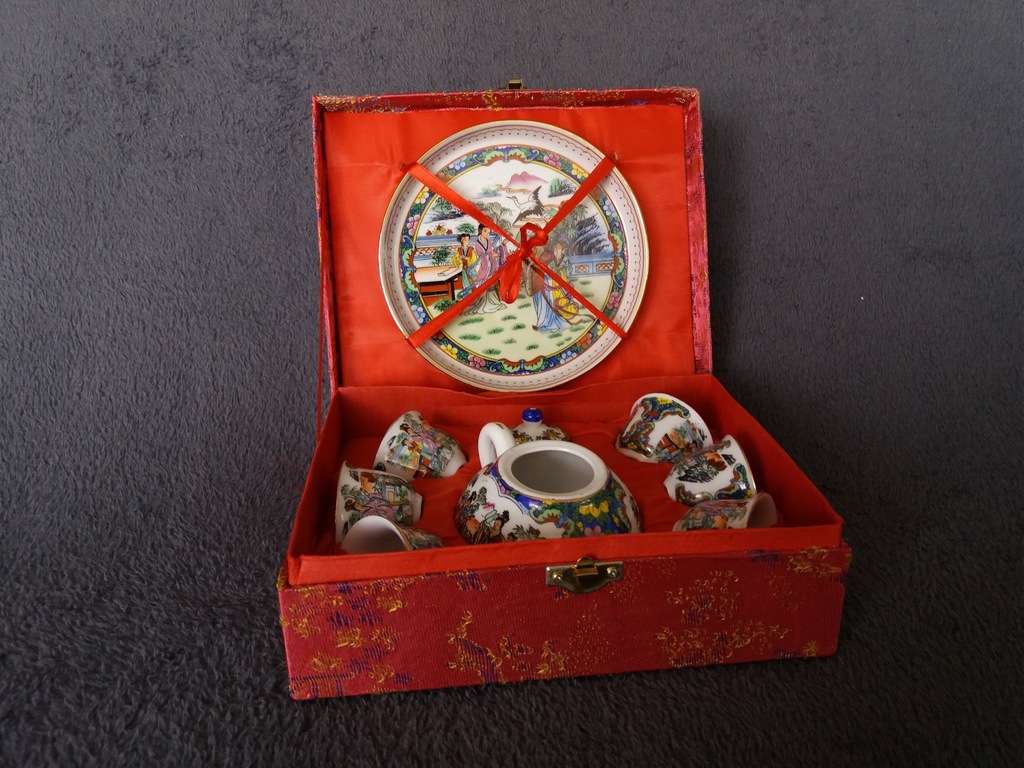 Chiński zestaw pozłacana porcelany w pudełku antyk