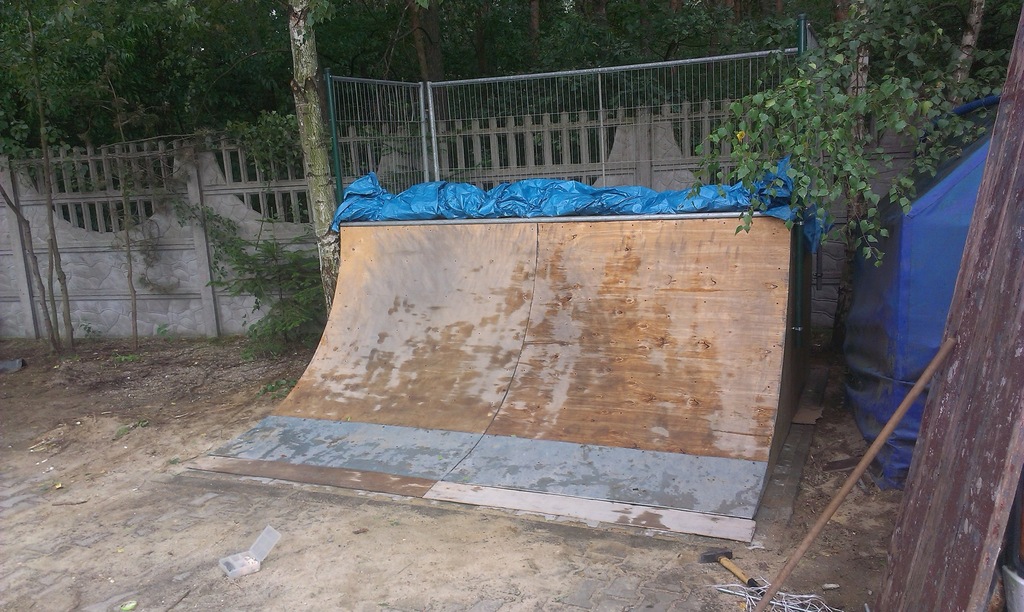 QUARTER PIPE RAMPA NAJAZD SKATEPARK BMX DESKOROLKA