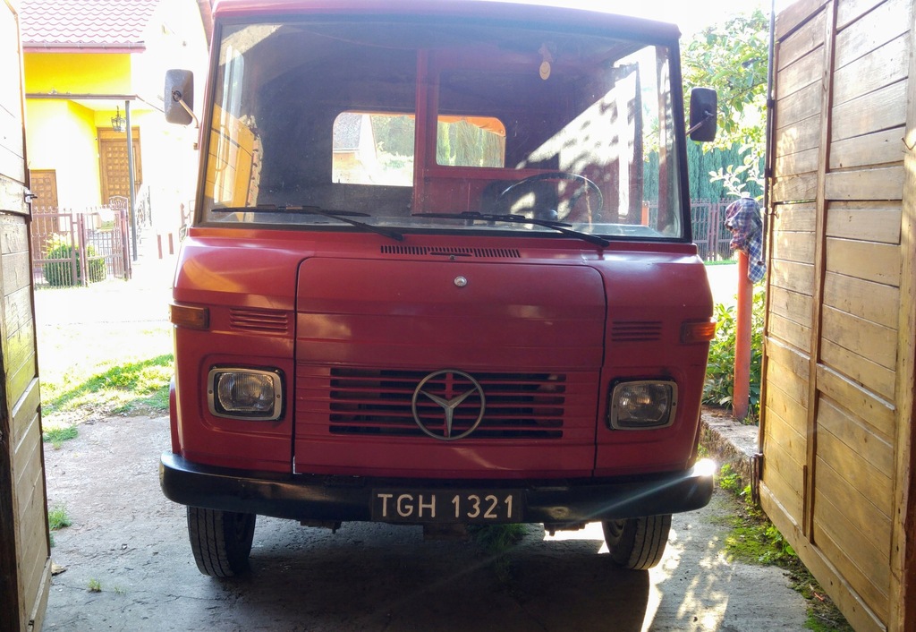Mercedes 406 Diesel ciężarowy