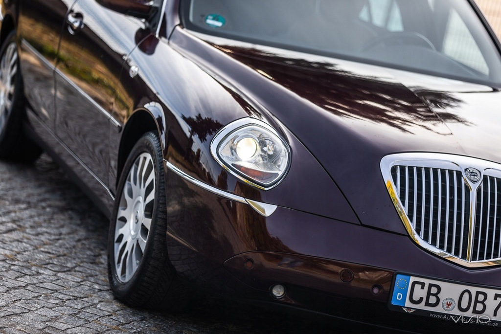 Lancia thesis xenon bulb 08 picture