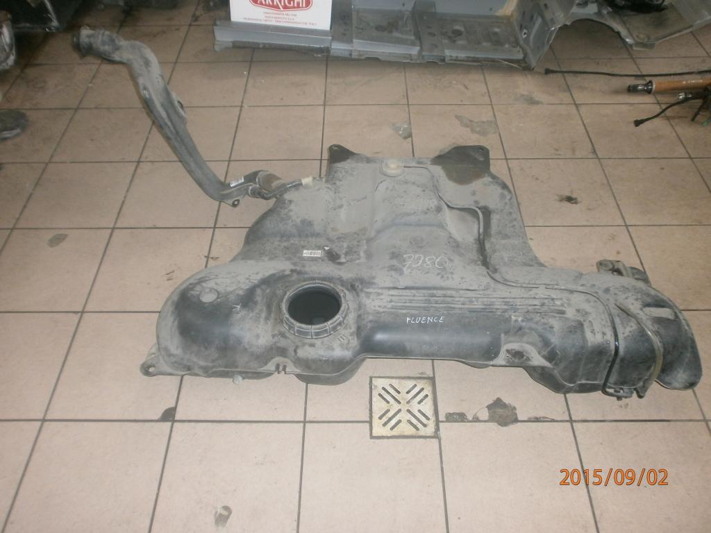 Zbiornik paliwa bak Renault Fluence 16V 1.6