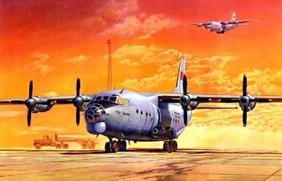 Roden 042 Antonov An-12 Bk 1/72