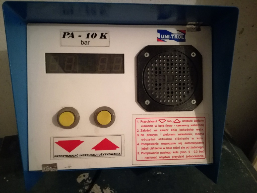 Przyrząd do kontroli i regulacji ciśnienia PA-10K