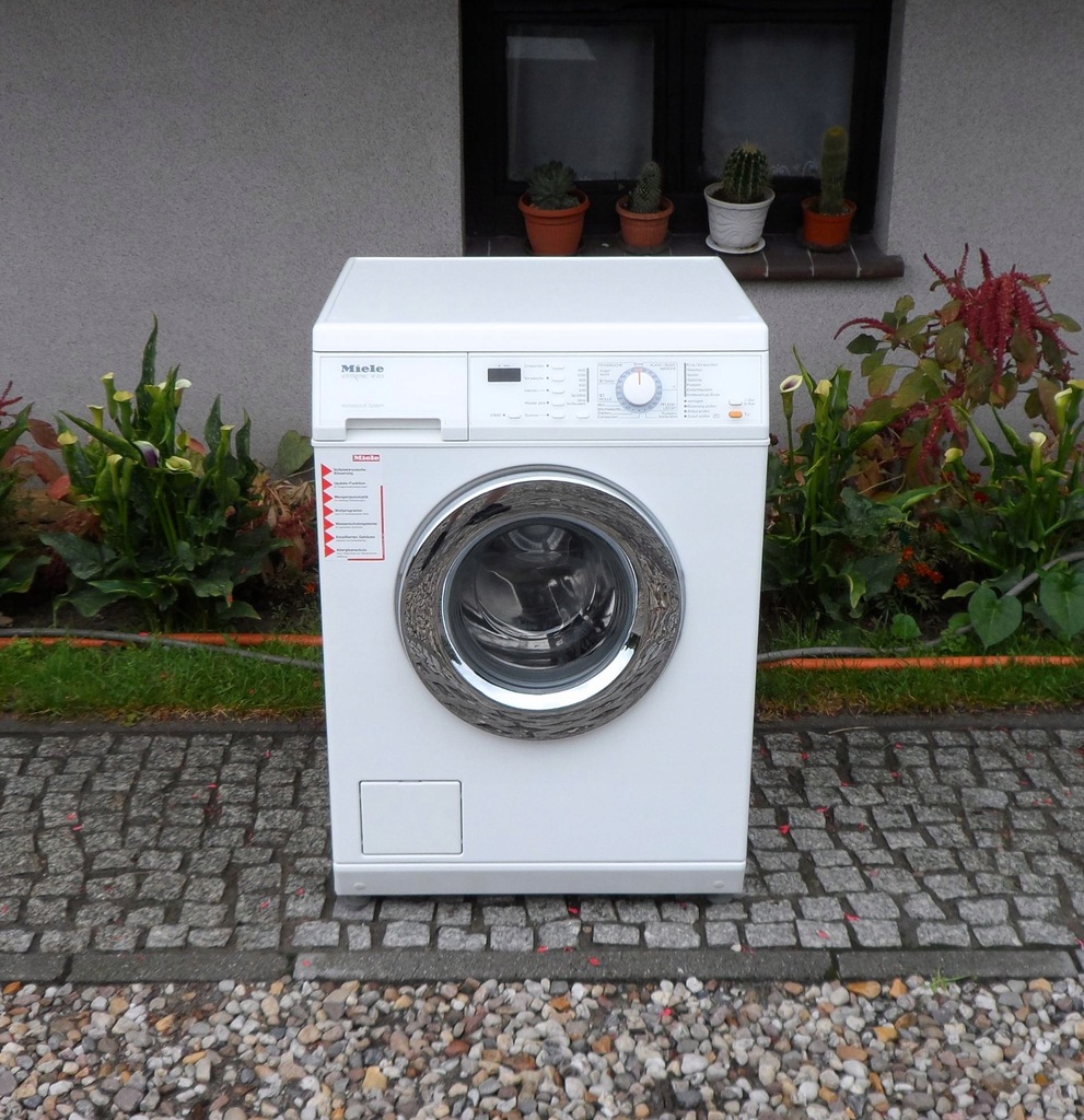 PRALKA MIELE SOFTTRONIC W 435 WPS - PLASTER MIODU