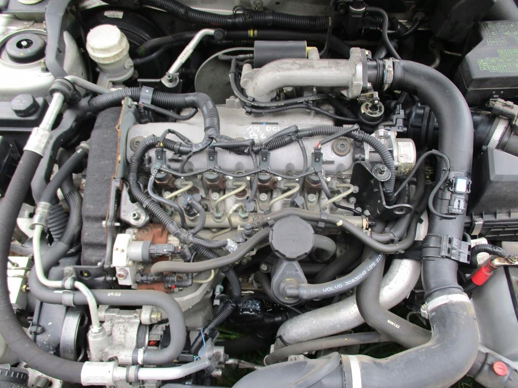 SILNIK MITSUBISHI CARISMA 1.9 DID F9K