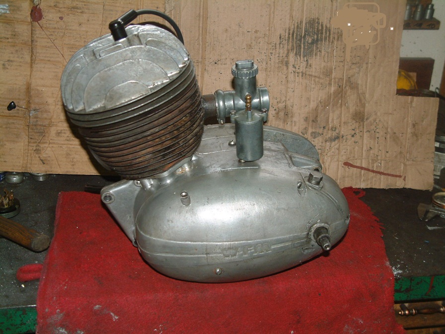 WSK M06 M-150    SHL 150 M06 U T       silnik S06