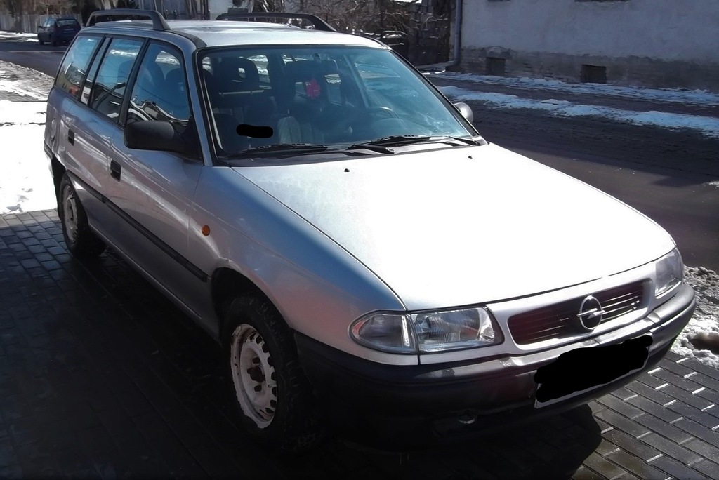 OPEL ASTRA F CARAVAN 1,4 benzyna-2002-2 właściciel