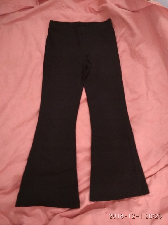 Kappahl spodnie dresowe czarne r. 134 7-8 lat