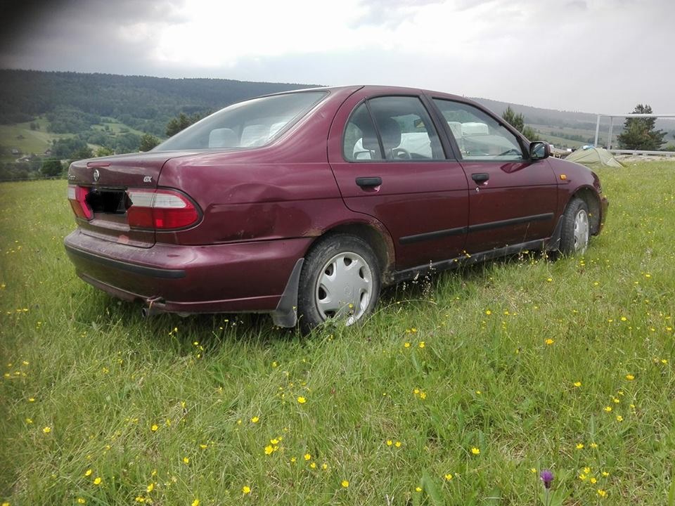 Nissan Almera
