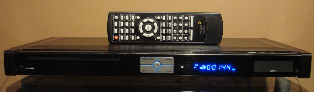 MUVID DVD 215 ODTWARZACZ DVD + PILOT - USB - SD