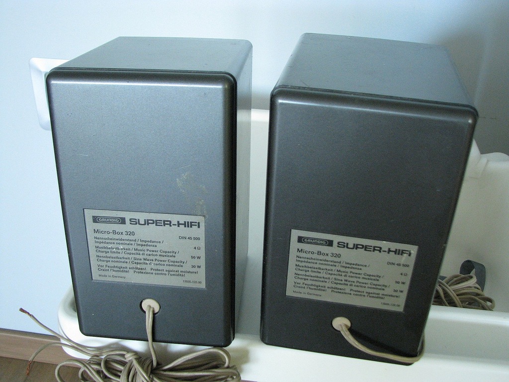 GRUNDIG Micro-Box 320 Super Hi-Fi kolumienki - 7356362246 GRUNDIG Micro-Box 320 Super Hi-Fi kolumienki - 7356362246