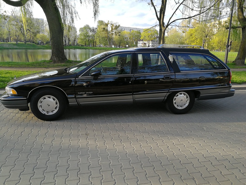 Oldsmobile custom 8 cruiser