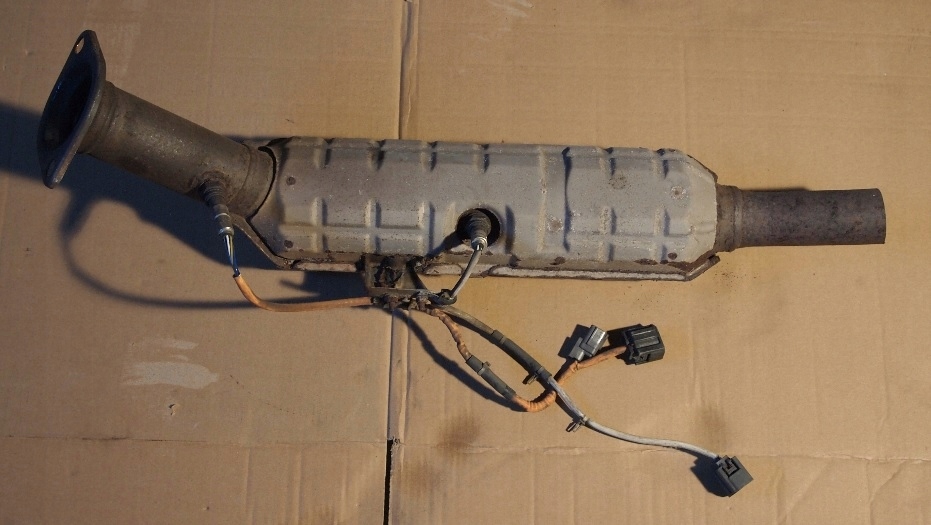 3 X KATALIZATOR MAZDA 6 1.8 2.0 BENZYNA 05 - 07