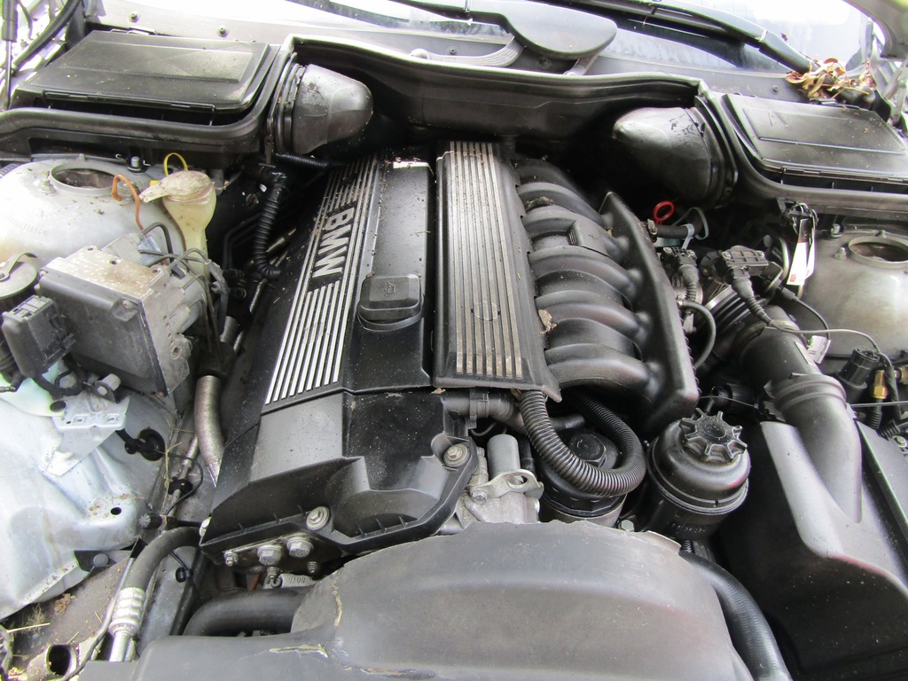 SILNIK BMW E39 2.5 525 i 1x vanos M52 M52B25