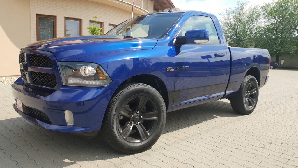 DODGE RAM 5.7 HEMI 4X4 SPORT VAT-1 FV CIEŻAROWY