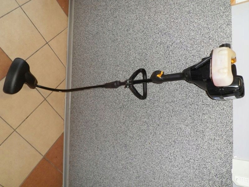 KOSA SPALINOWA PODKASZARKA HUSQVARNA AB SE-561 82