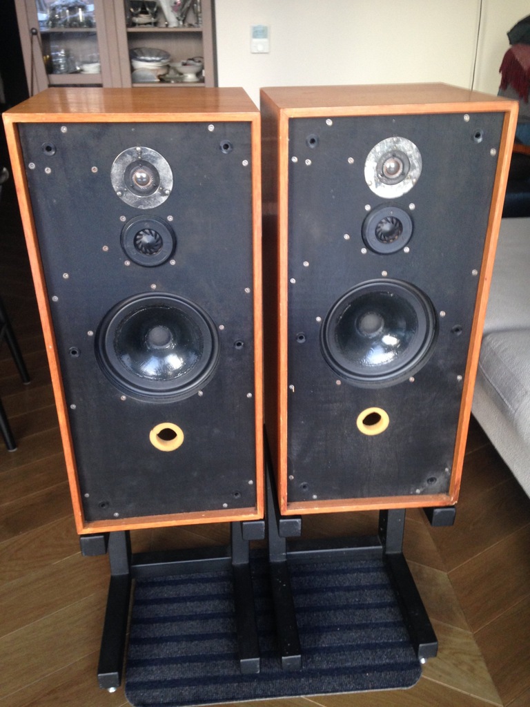 LEGENDA AUDIO. BBC MONITOR SPENDOR BC1 RED ALNICO