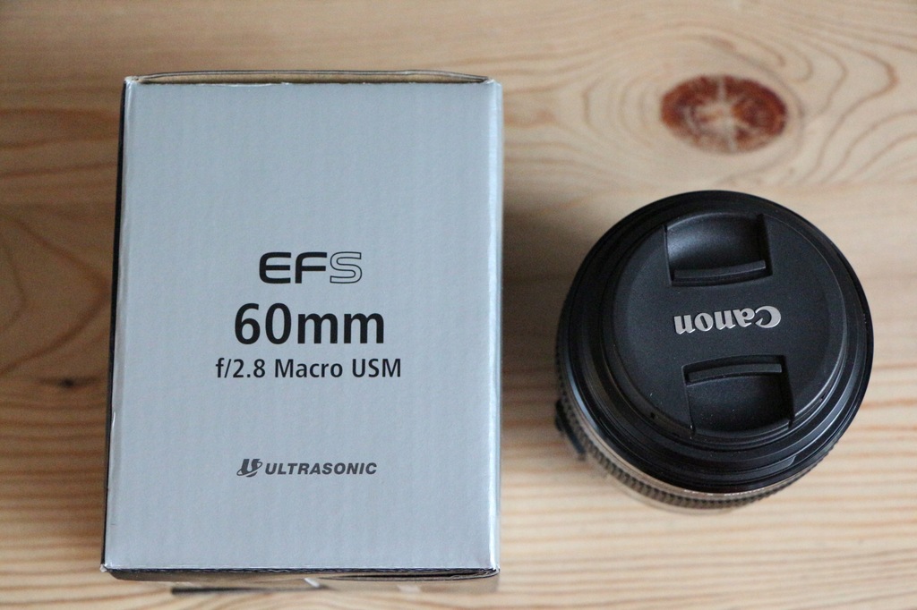 Obiektyw macro Canon EF-S 60mm f/2,8 USM