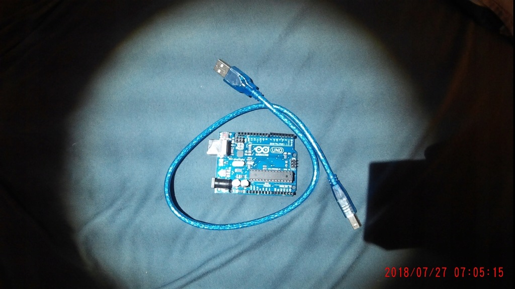 Klon Arduino UNO R3 uszkodzony + kabel USB