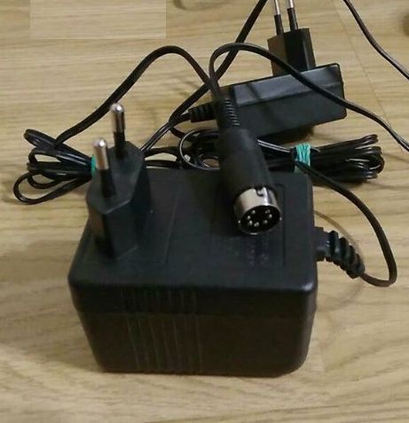 Zasilacz do Commodore 64 C64