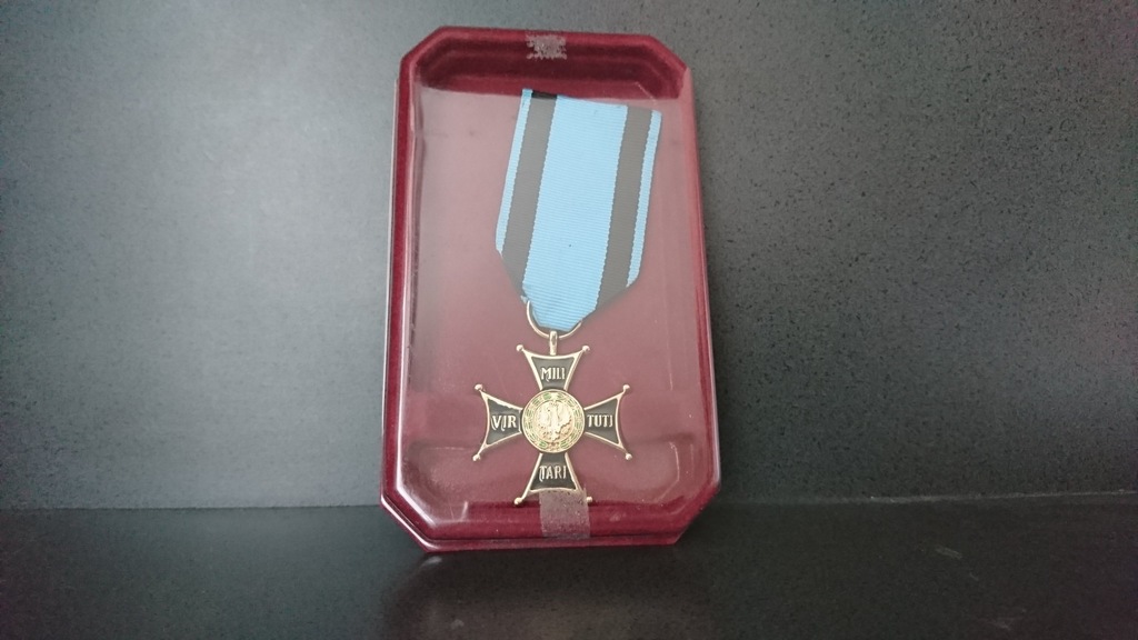 Replika medal Virtuti militari