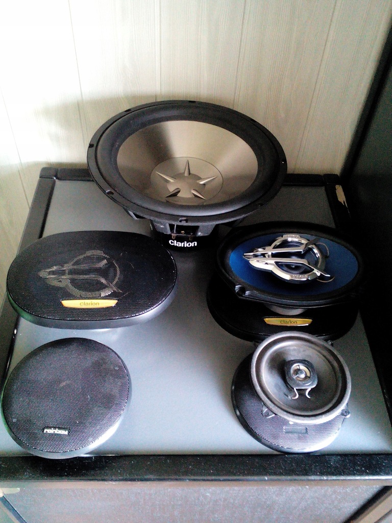 Super-Bass Clarion / rainbow jbl sony hifonics dls