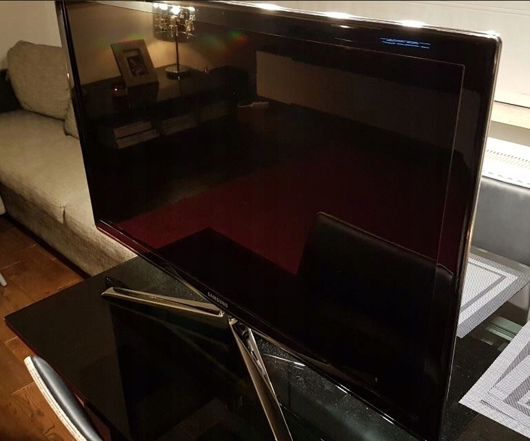 Telewizor Samsung UE40C7000 stan idealny FullHD 3D