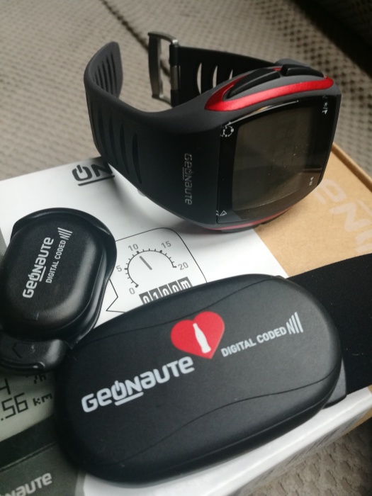Pulsometr GeOnaute OnMiles 600 foodpad pas cardio