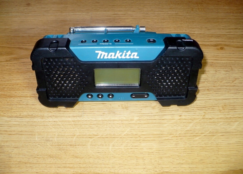 RADIO BUDOWLANE MAKITA MR051 10,8V 7530890655