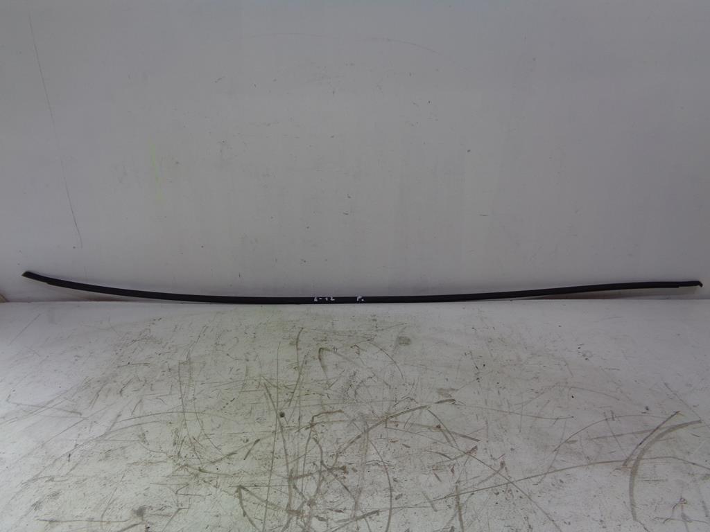 LISTWA DACHOWA PRAWA TOYOTA COROLLA E12
