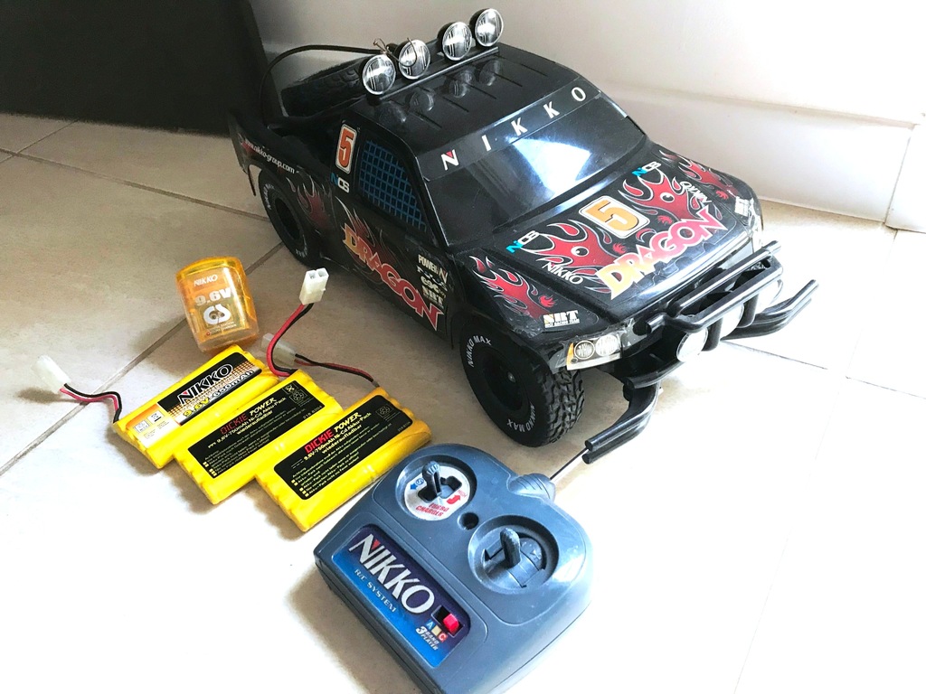 RC R/C MODEL NIKKO DRAGON 40 MHZ