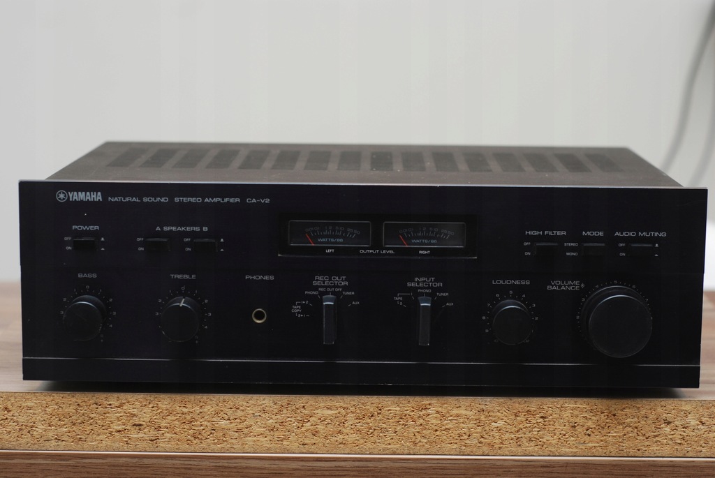 WZMACNIACZ STEREO YAMAHA CA-V2 / LICYTACJA