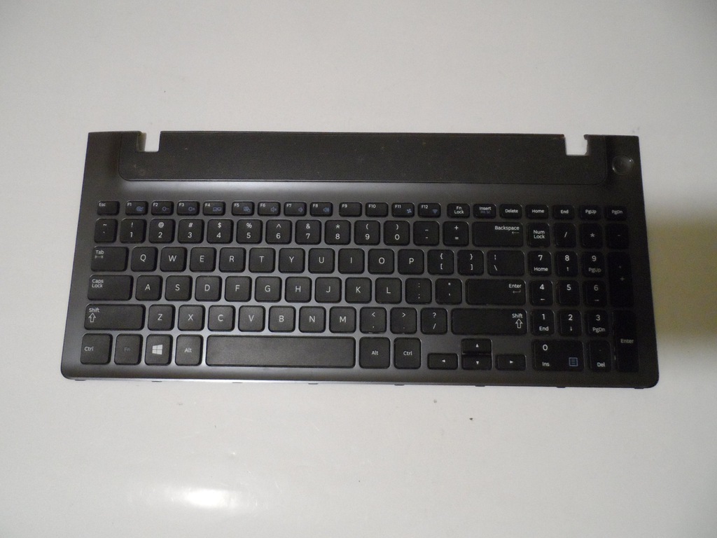 Samsung NP350V klawiatura z ramką - sprawna - GW
