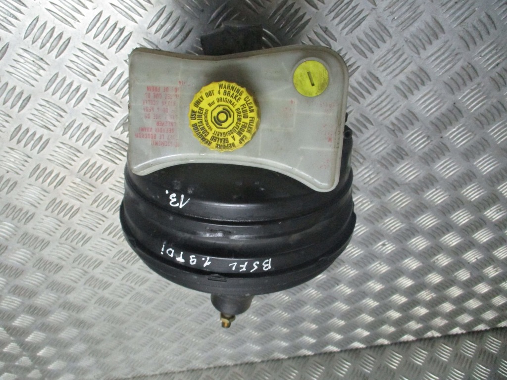SERWO HAMULCOWE VW PASSAT B5 FL 1.9 TDI 8EO612105J