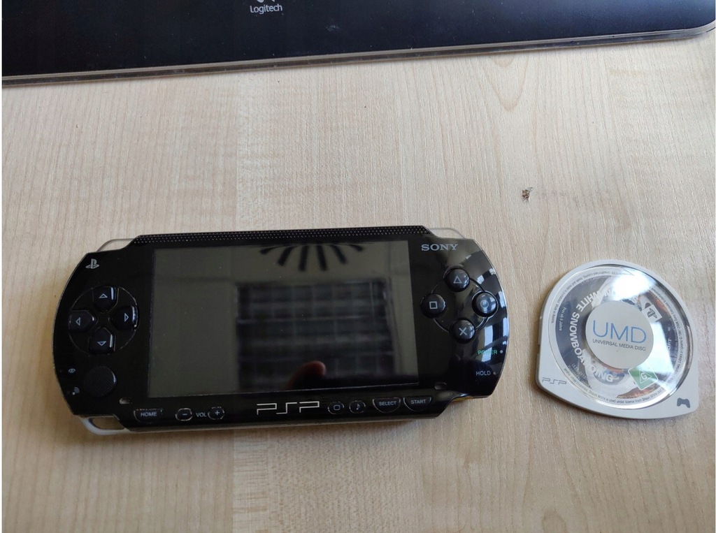 Psp 1004 не включается