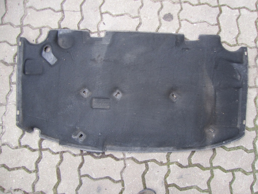 VW GOLF 3 III PODBITKA WYGŁUSZENIE MASKI