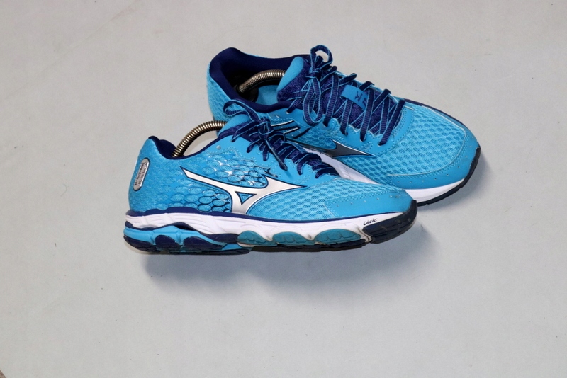 Mizuno flv 0417 deals