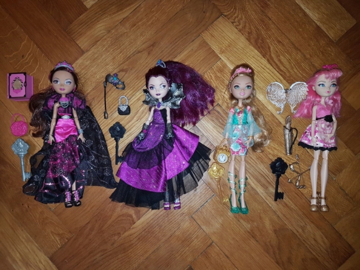 Zestaw lalek Ever After High Raven Briar Beauty