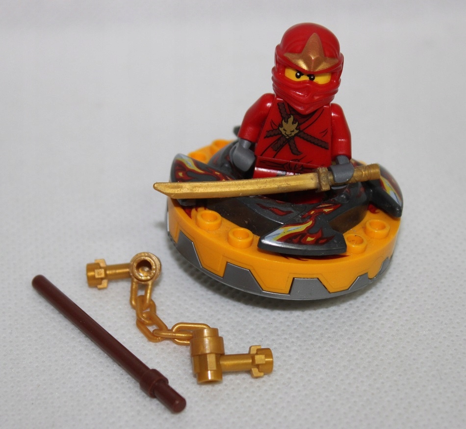 LEGO NINJAGO KAI + SPINNER + BROŃ FIGURKI