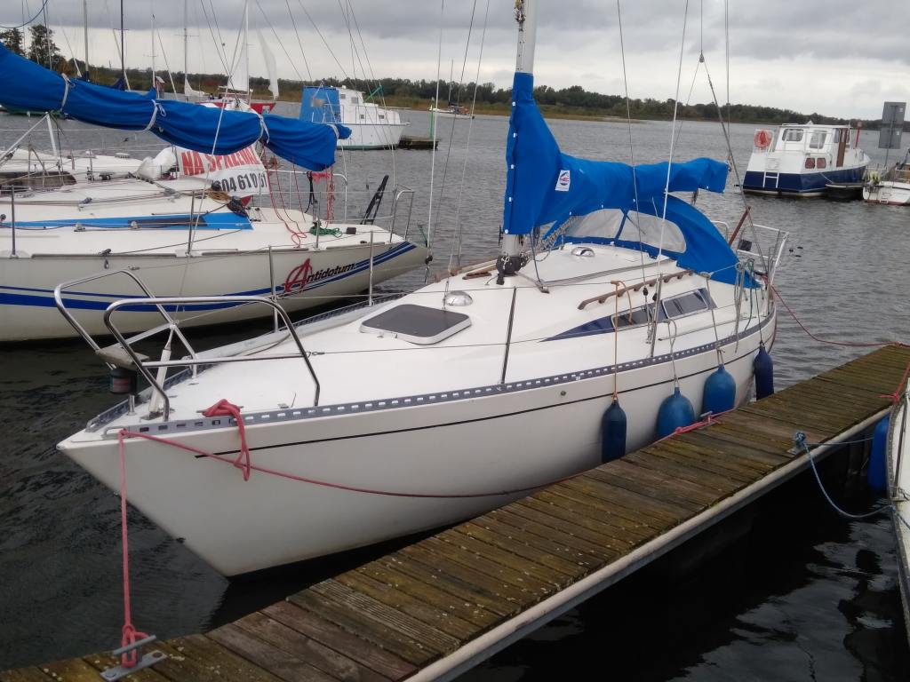 Jacht żaglowy balastowy morski Aphrodite 30