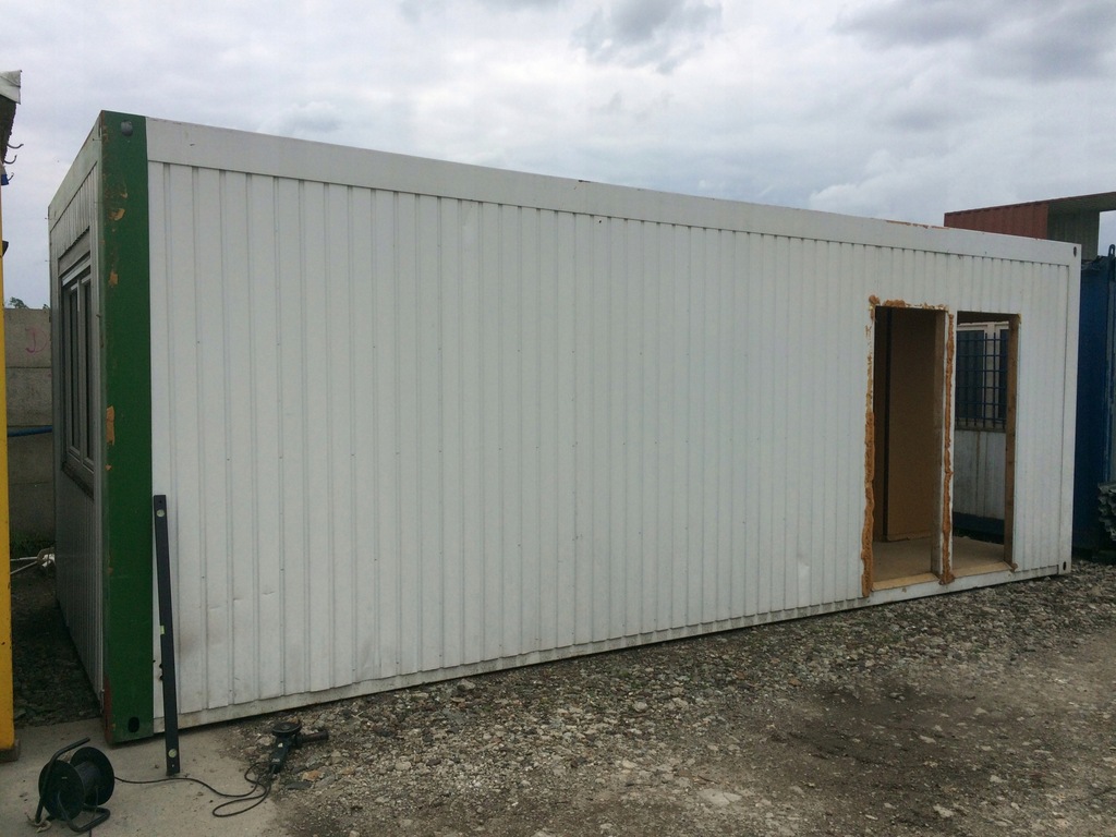 KONTENER BIUROWY 7,5 x 3 m, PRZEDSIONEK, WC
