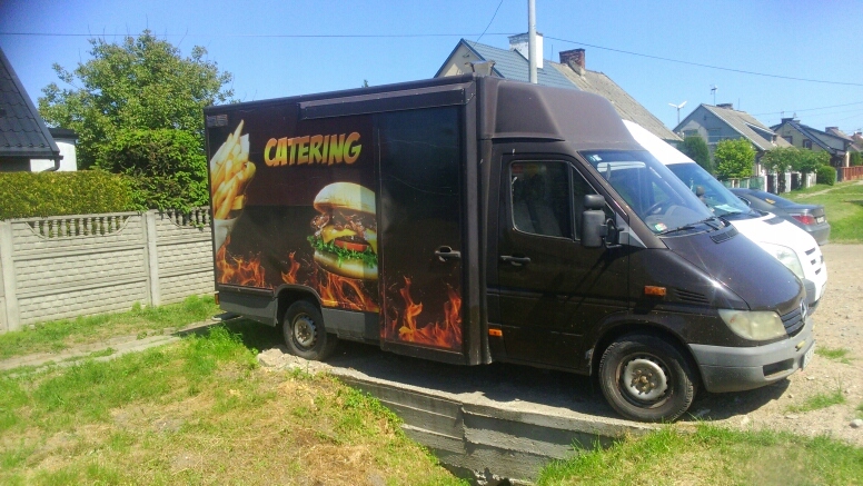 FOOD TRUCK --------KEBAB------- MERCEDES SPRINTER